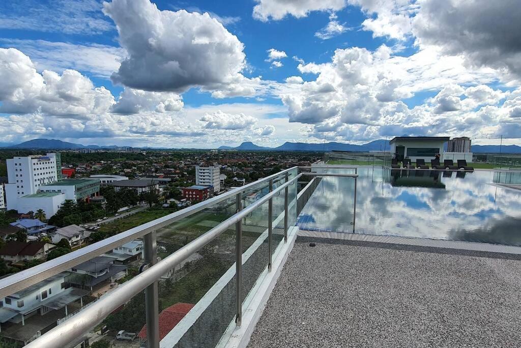Kozi Square New Sgh Cozy Home Lv7B Kuching Exterior foto